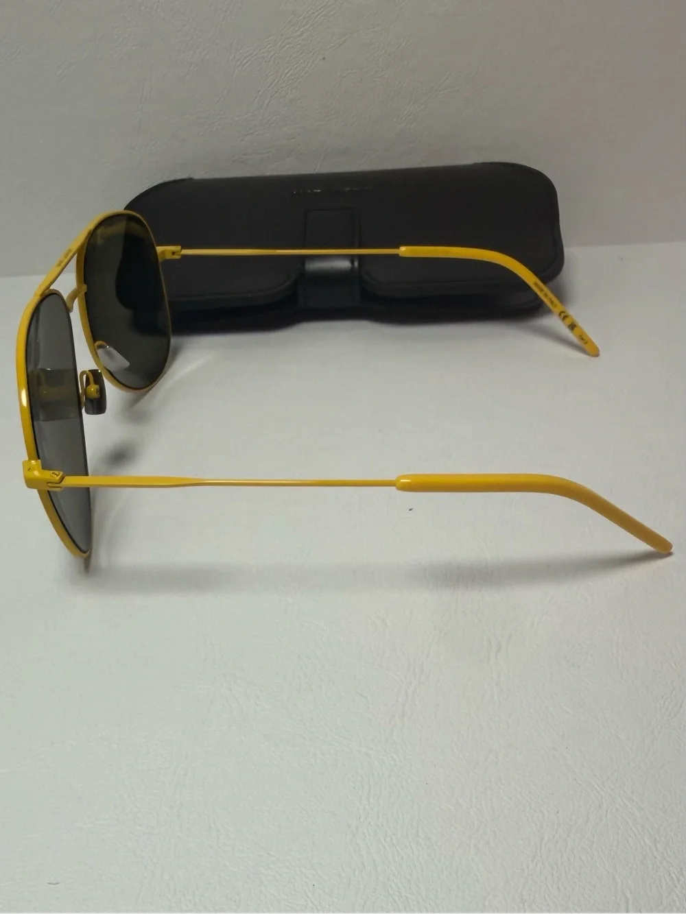 Saint Laurent Classic 11 Unisex Yellow Aviator Sunglasses